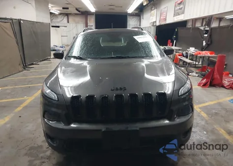 2018 Jeep Cherokee Latitude 4X4 z USA, uszkodzony, nr VIN 1C4PJMCB2JD506276